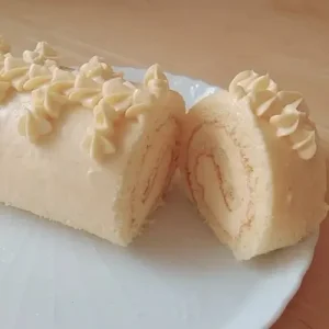 ポドテ バタークリームロールケーキ